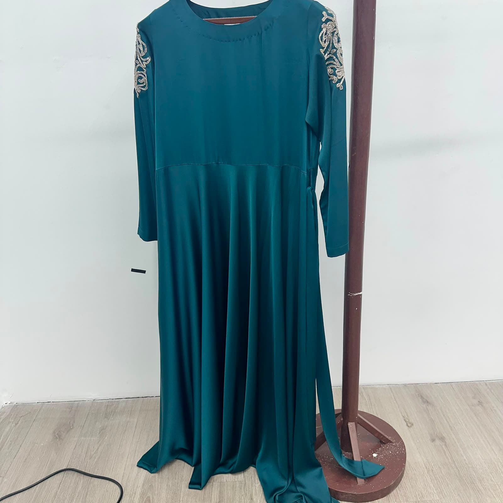Karchupi Abaya