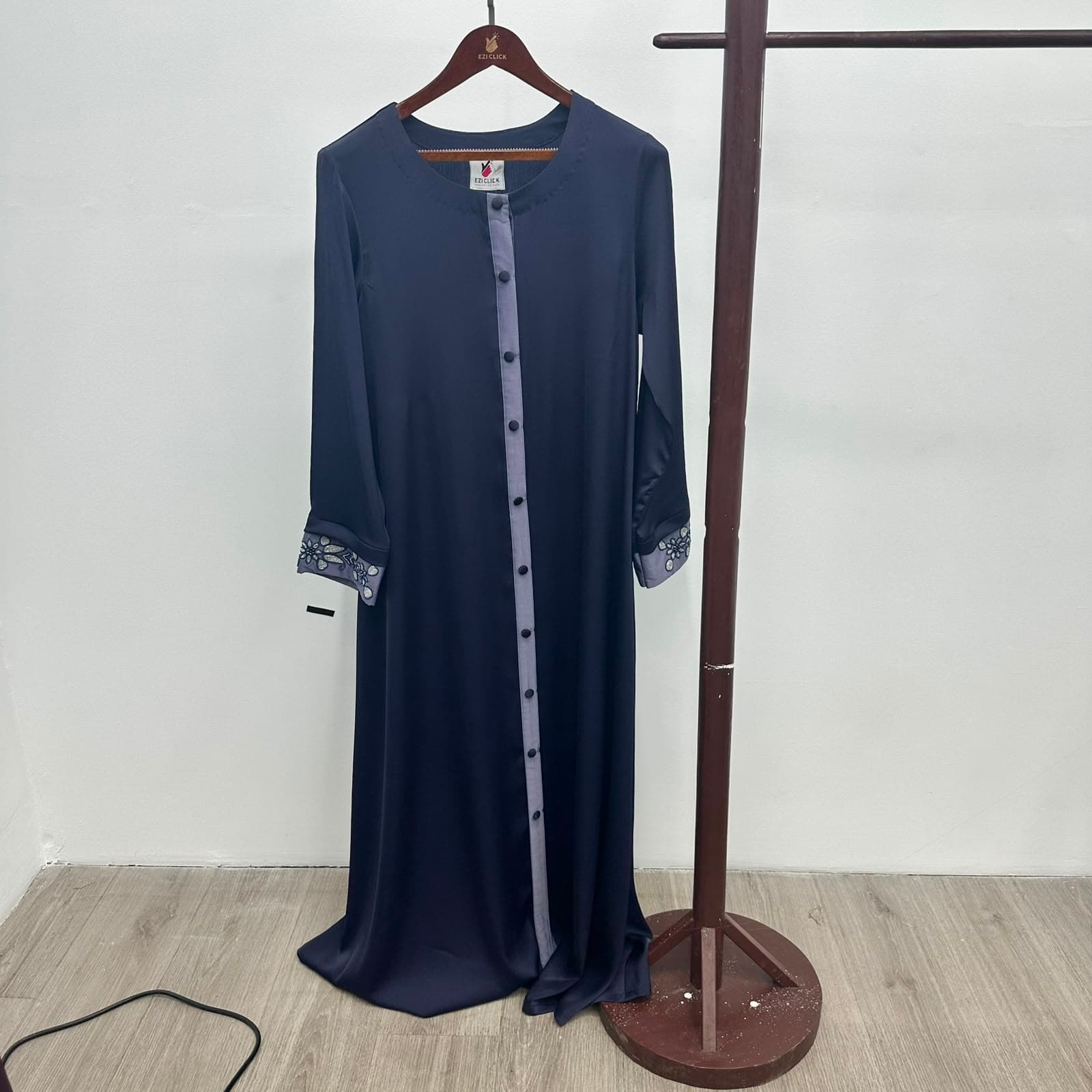 Karchupi Abaya