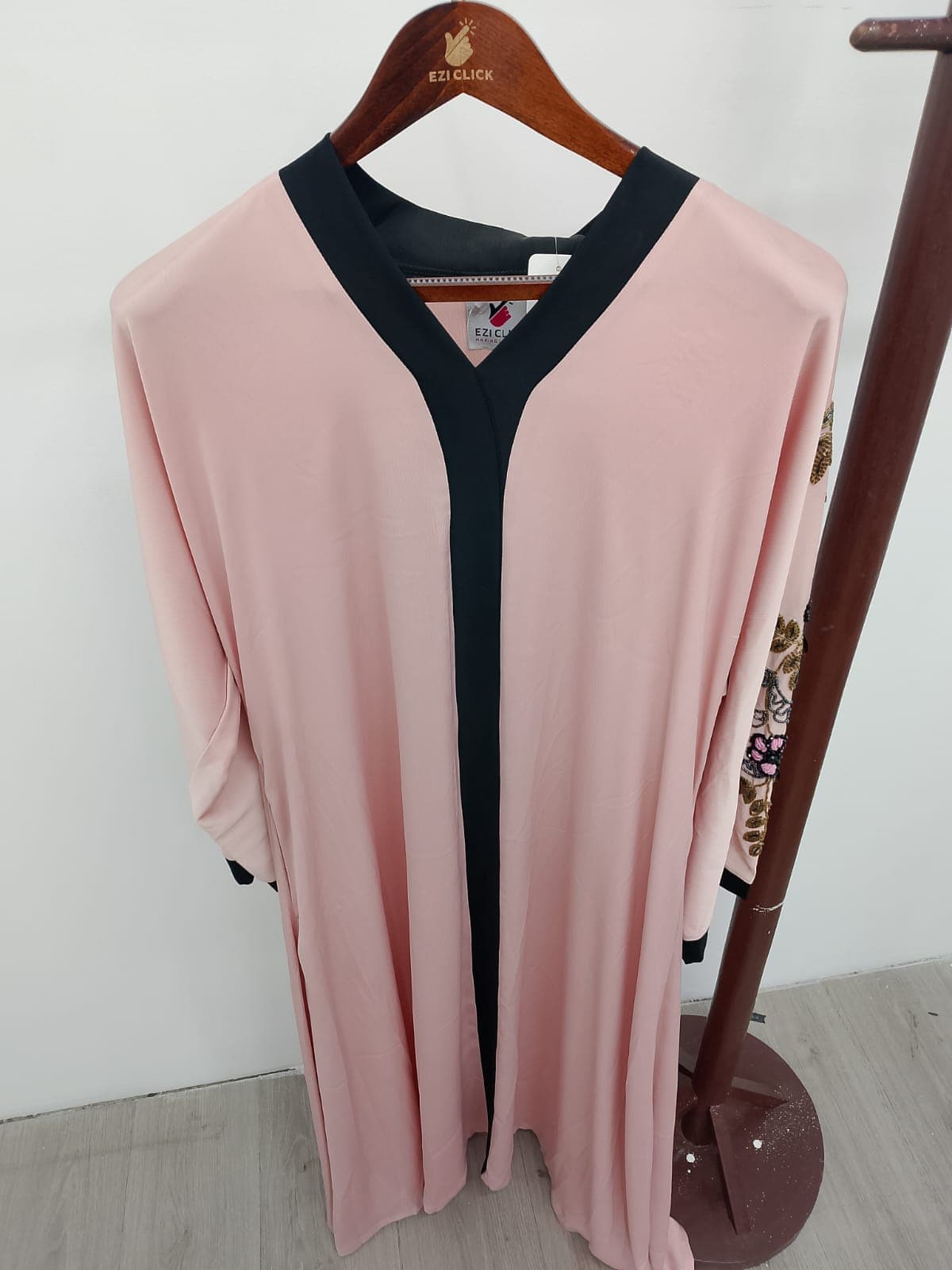 Karchupi Abaya