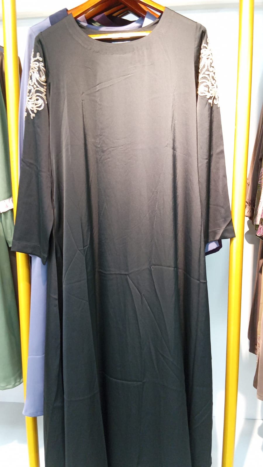 Karchupi Abaya